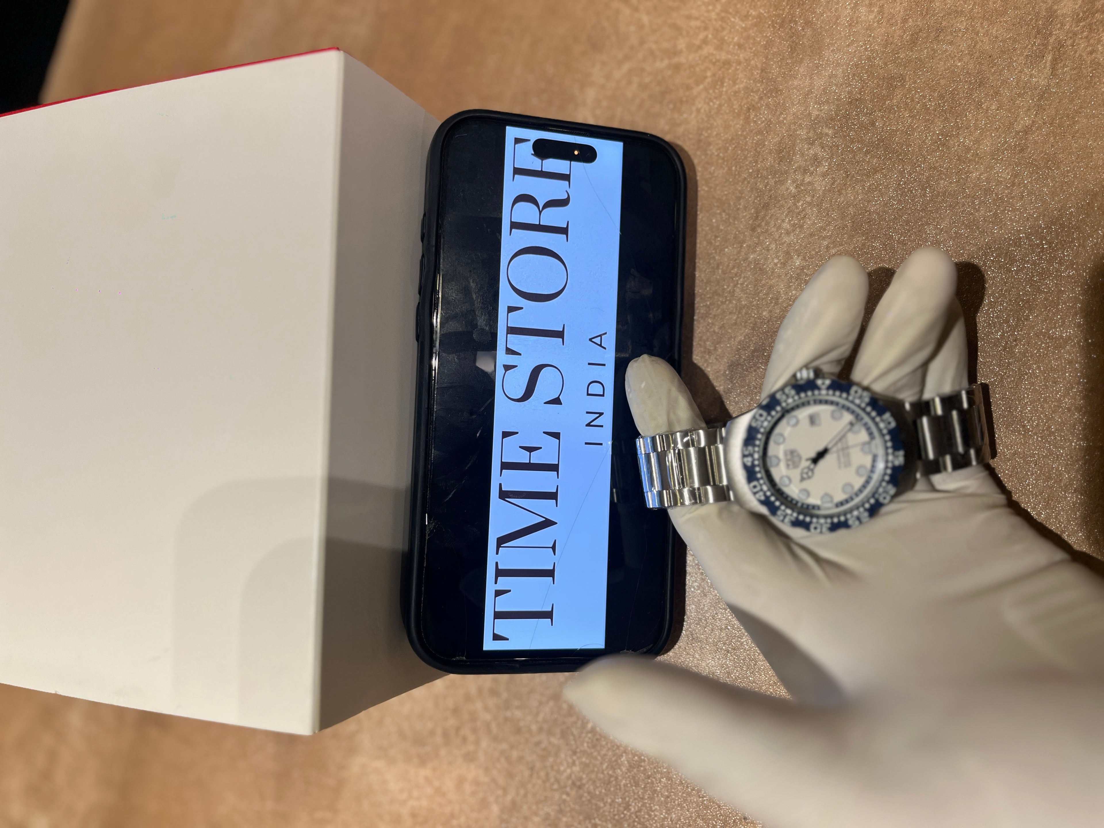 Formula 1 Solargraph Silver White Dial Blue Bezel