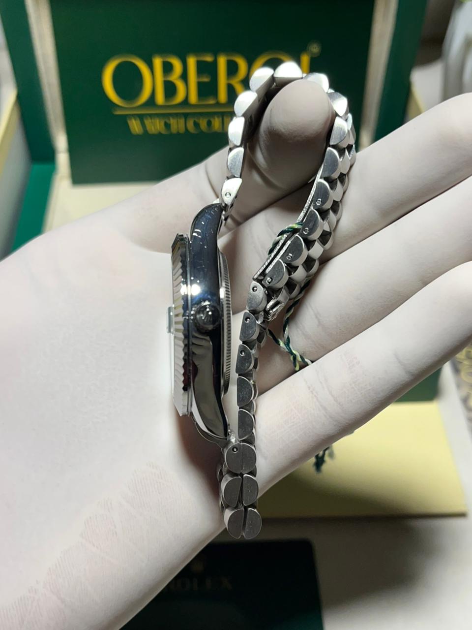 Silver Prestige Date – Classic Steel Edition