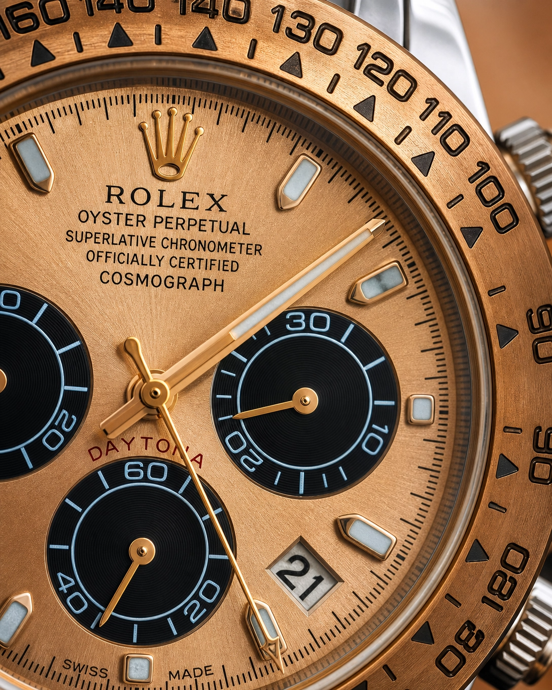 Rolex Daytona Cosmograph Daytona Golden black counters dial Oyster Yellow Rolesor 126503